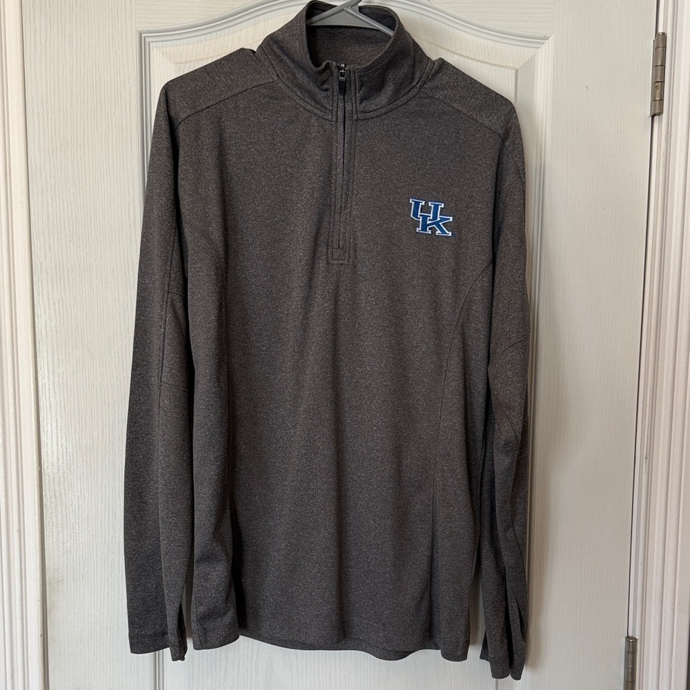 Men’s University of Kentucky gray quarter zip pullover, size medium